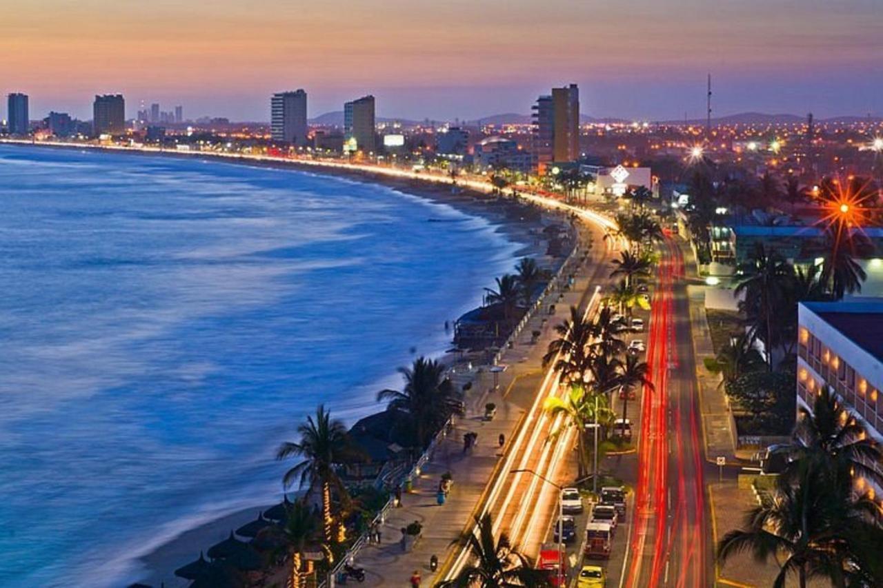 Apartmán Departamento En Mazatlan Frente Al Mar Y Alberca Comun. Exteriér fotografie